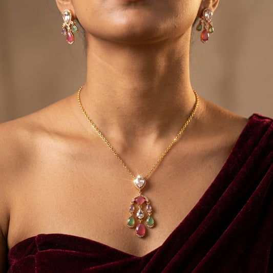 Multi Clustered Teardrop Necklace Set - Model