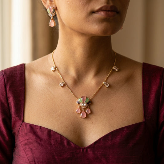 Multi Segmented Teardrop Necklace Set - Model