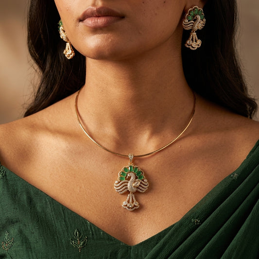 Green and Clear Peacock Feather Necklace Set - Model