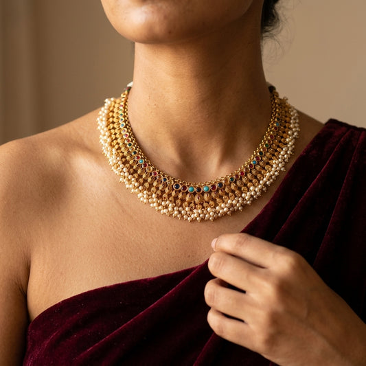 Multi Leaf Cluster Necklace Set - Model