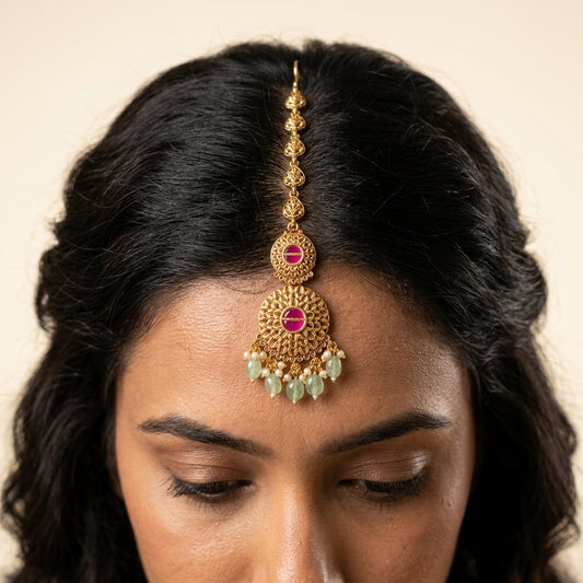 Multi Floral Leaf Maang Tikka - Model